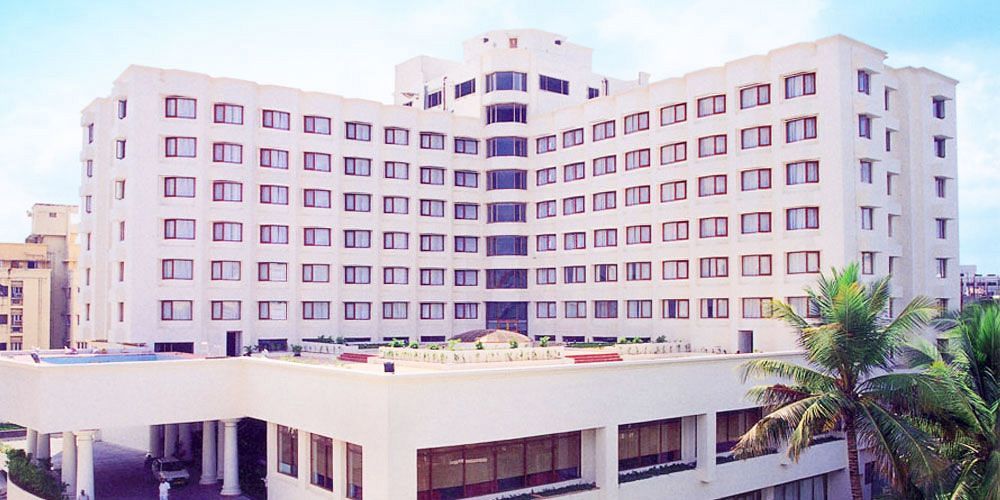 คาทรีย่า โฮเต็ล แอนด์ ทาวเวอร์ส Hotel ไฮเดอราบัด ภายนอก รูปภาพ