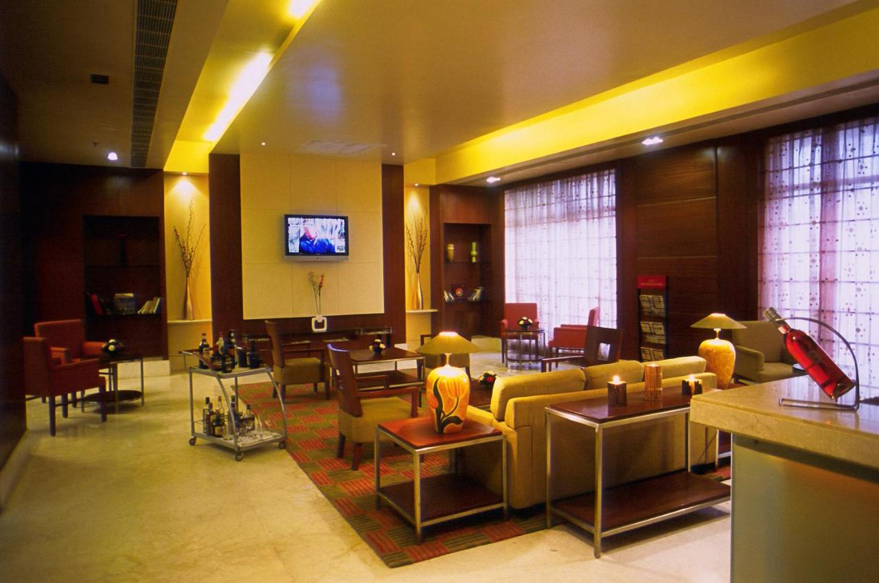 คาทรีย่า โฮเต็ล แอนด์ ทาวเวอร์ส Hotel ไฮเดอราบัด ภายนอก รูปภาพ
